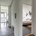 Zuid Oost Heesterveld Zoh 3* アムステルダム