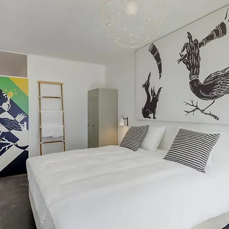 Zuid Oost Heesterveld / Zoh Hotel 3*