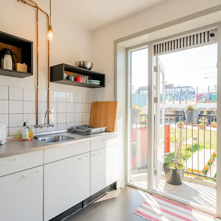 Zuid Oost Heesterveld Zoh Hotell 3*